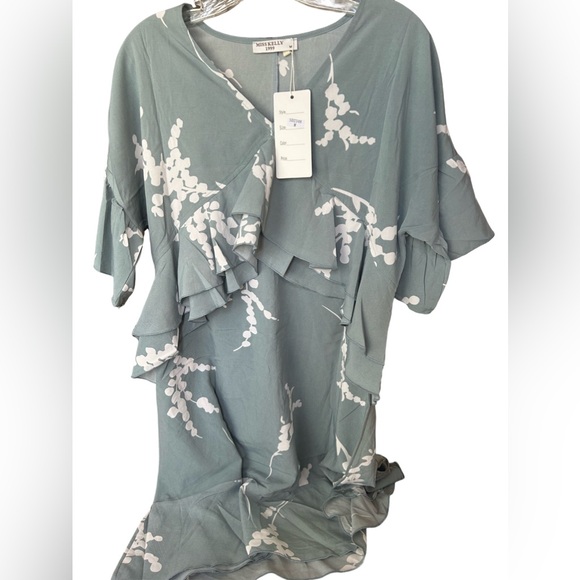 New Floral Lightweight Relaxed Fit Spring Summer Dress With Ruffle Detail - Picture 2 of 5